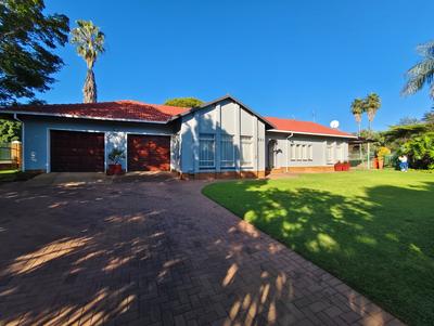 House For Sale in Magalieskruin, Pretoria