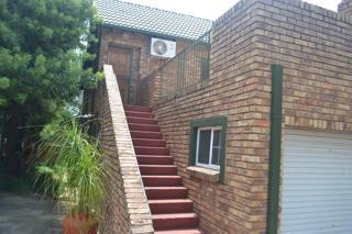Apartment / Flat For Sale in Florauna, Pretoria